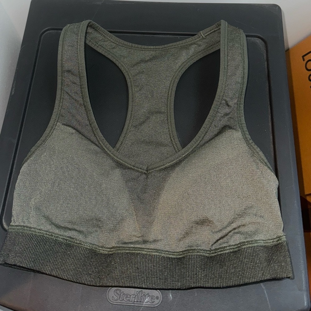 Lululemon green sports bra size 0